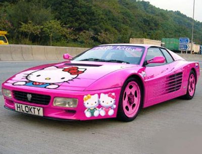 hello-kitty-ferrari.jpg